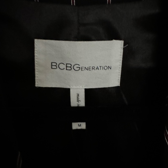 BCBG generation Black pinstriped Blazer - Picture 5 of 5